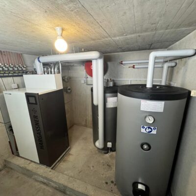 Professionele verwarmingsinstallatie door erkende techniekers  Loodgieter  Verwarming Installatie van een moderne condensatieketel in een woning in Brussel